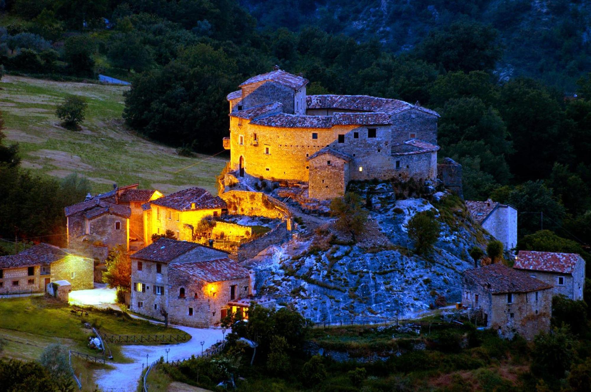 Hotel Castel Di Luco Acquasanta Terme Zewnętrze zdjęcie