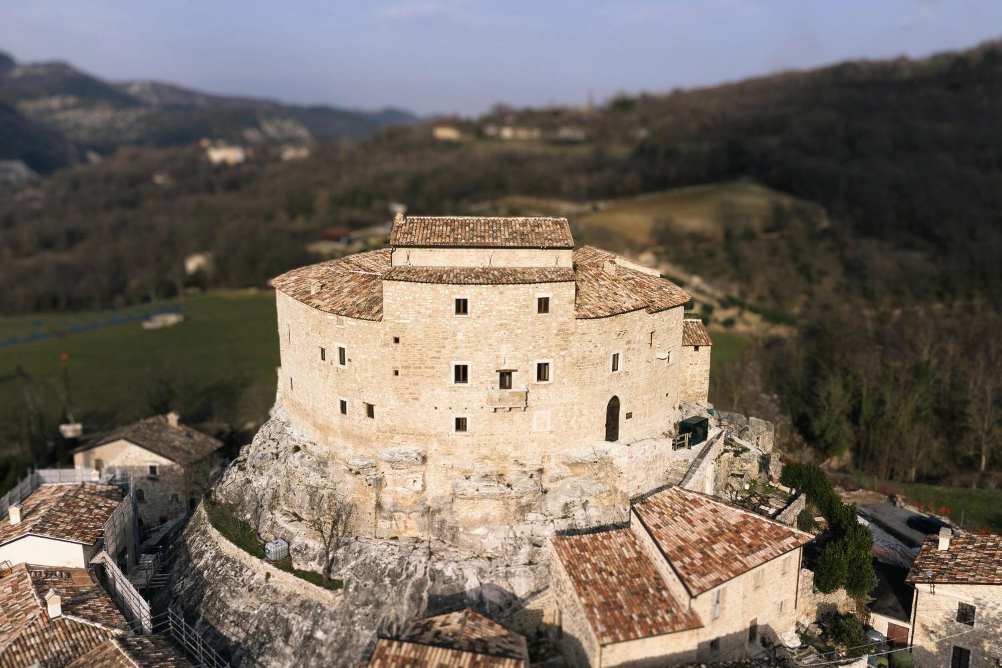 Hotel Castel Di Luco Acquasanta Terme Zewnętrze zdjęcie